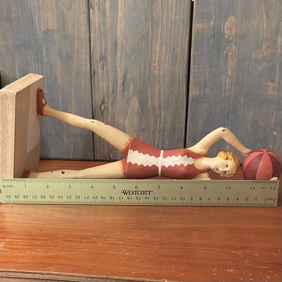 Vintage Rare Female Basketball Player 12” Figurine - Picture 4 of 14